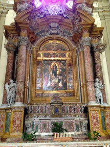 Side chapel in San Domenico. The appearance is not from age but rather from the marble used in building this chapel and altar.