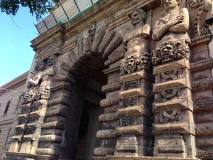 Porta Nuova (new gate) headed into Palermo.