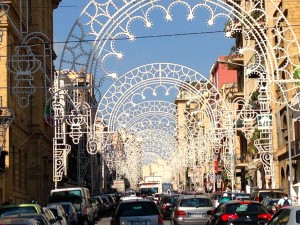 The main street off of which the Mercato Capo is located. 