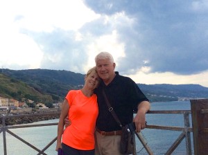 Fran and Jim at the end of the breakwater in Pizzo