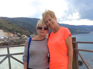 Fran and Connie at the end of the breakwater in Pizzo