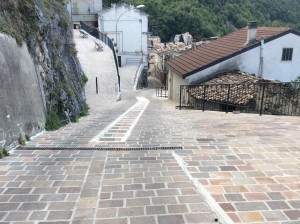 The main road in Monteferrante, up from the Centro but not yet as high as the church