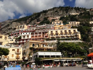 Hotels, restaurants and homes and apartments from the Positano beach